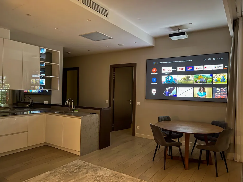 Угловой апартамент в Москва сити