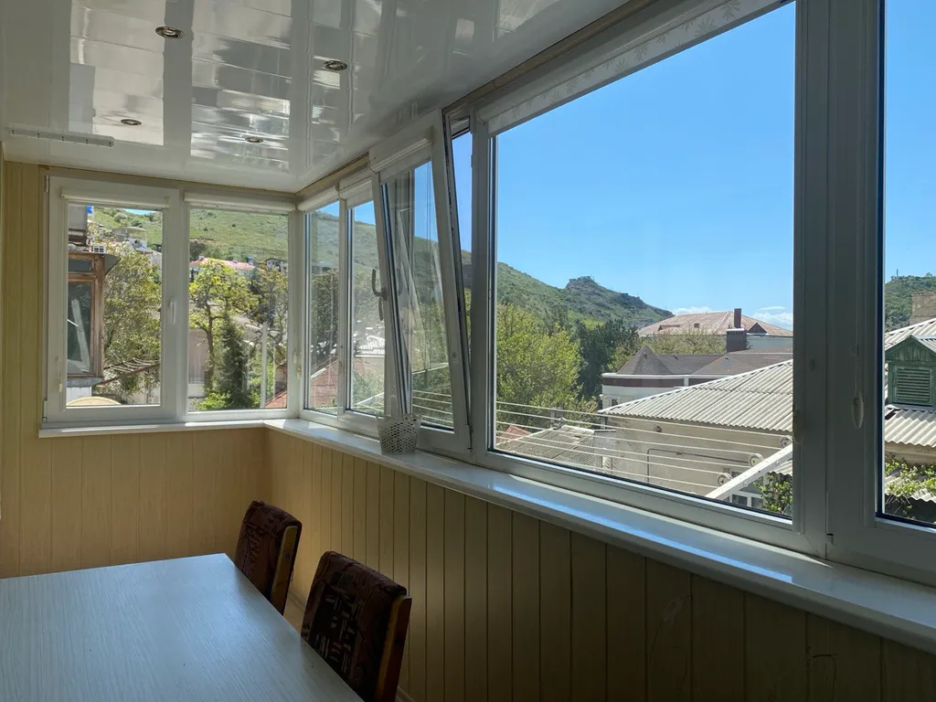 Уютная двухкомнатная квартира возле набережной Балаклавы