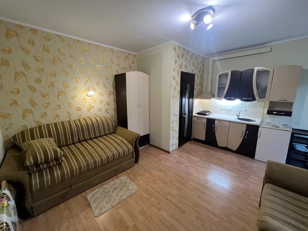 Уютный двор с закрытой территорией