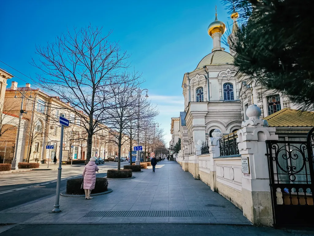 Квартира Квартира Счастье жить в Севастополе в самом центре с видом на Покровский собор — Севастополь