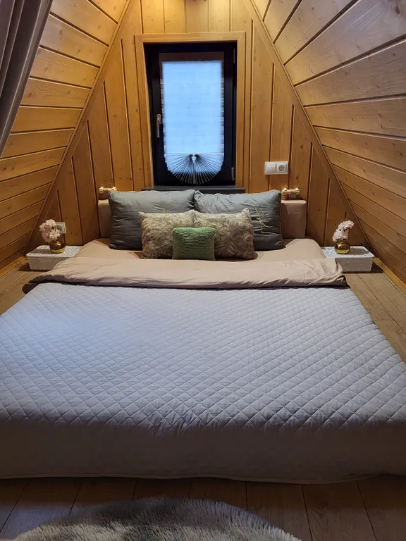 Уютный домик в стиле А-фрейм