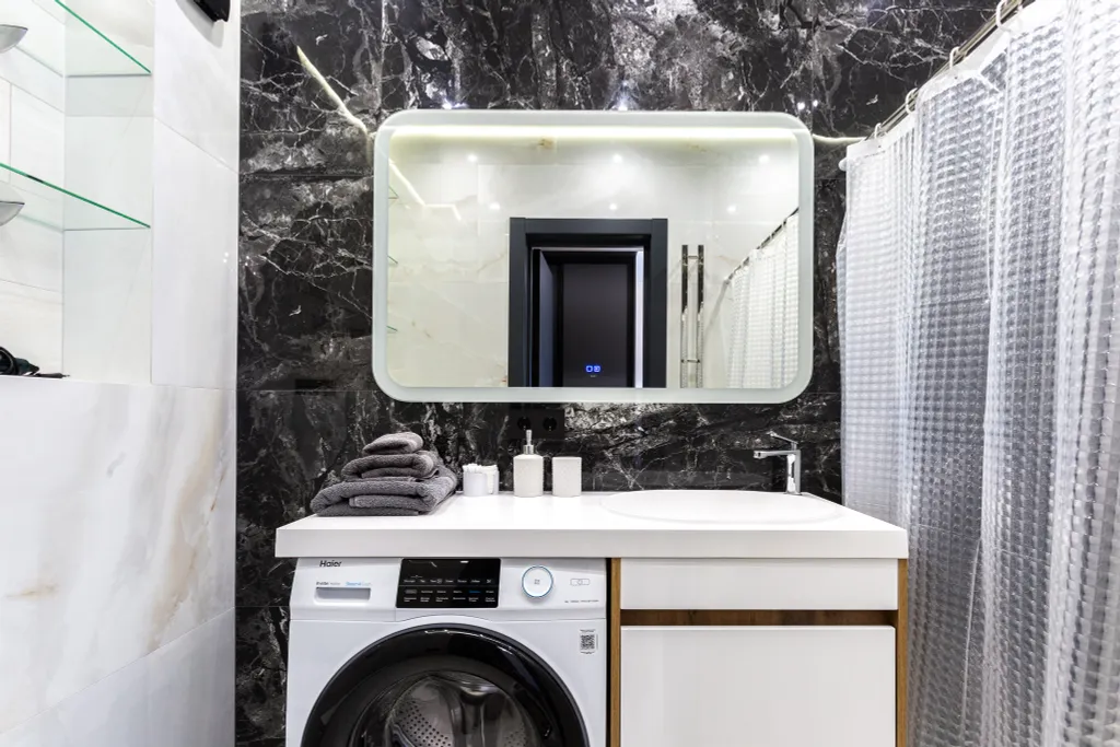 4. 16 studio goncharova mini