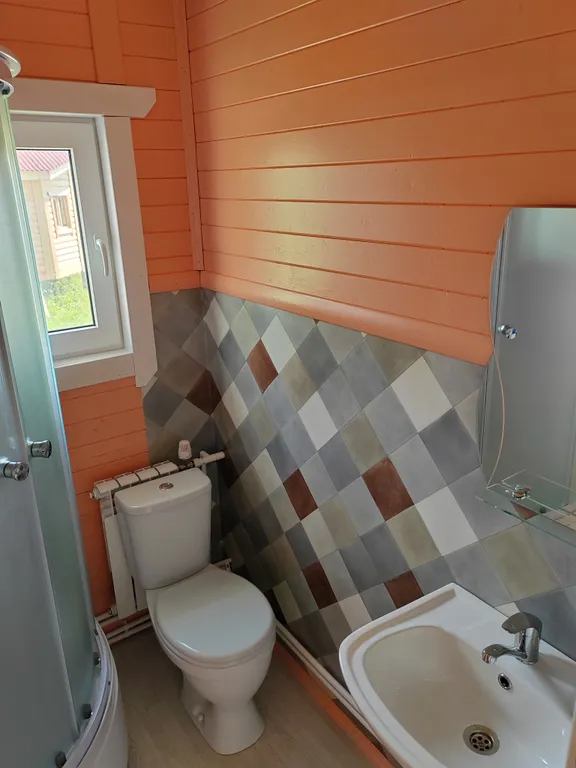 Коттедж Дом с видом на лес база Карловка — Чудово