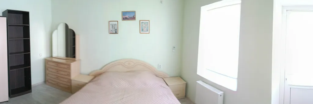 Комната 20м2 +кухня 10м2 в доме у моря