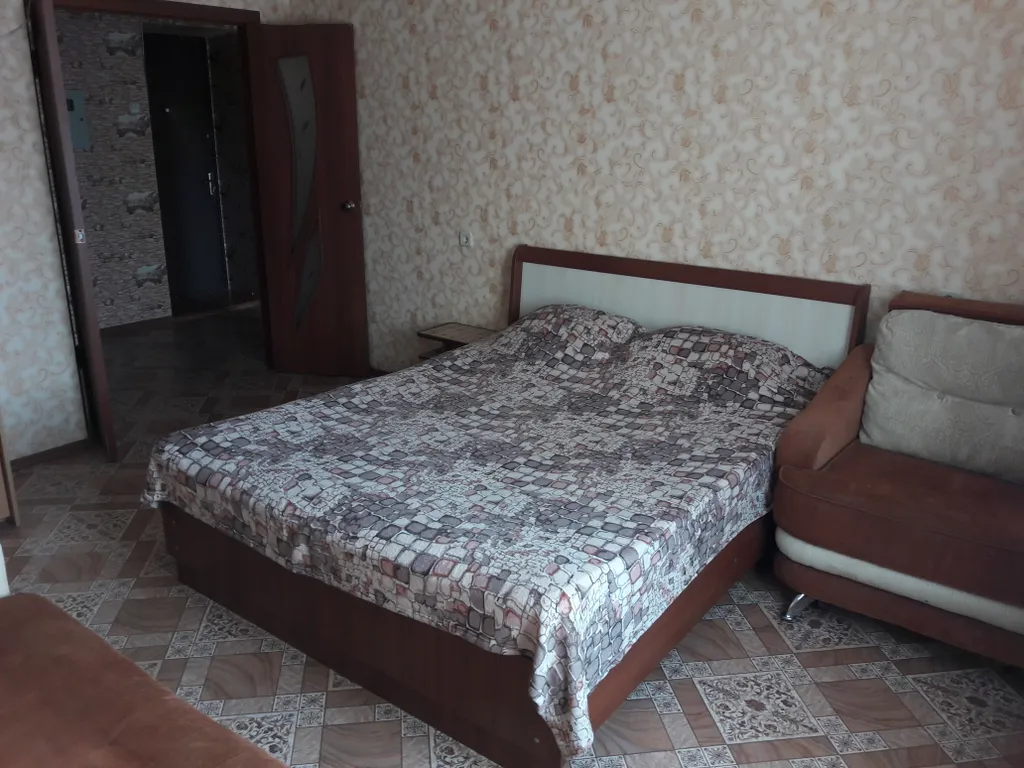 1-комнатная Квартира — аренда посуточно в Брянск