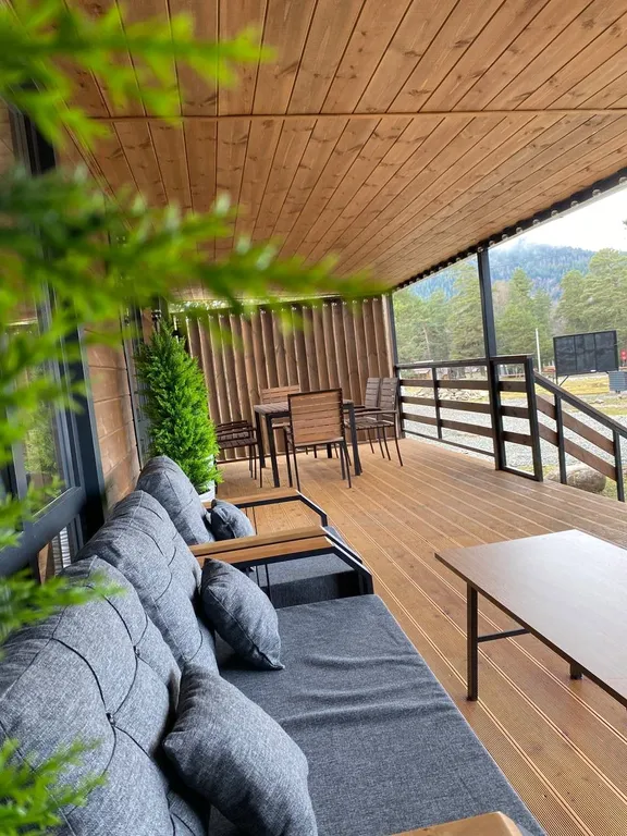 Дом с видом на горы Тортула