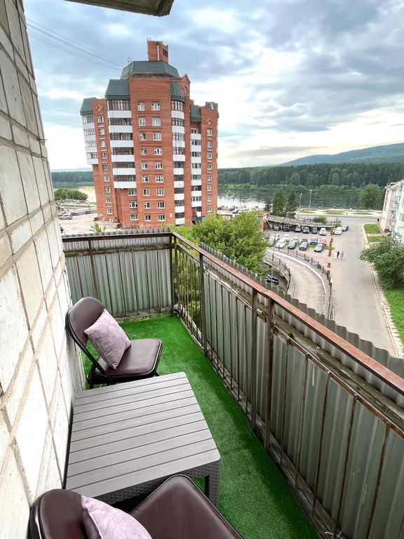 2-комнатная квартира с видом на реку Кан