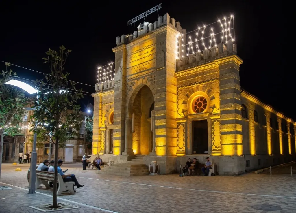 Коттедж Уютный дом в центре — Дербент