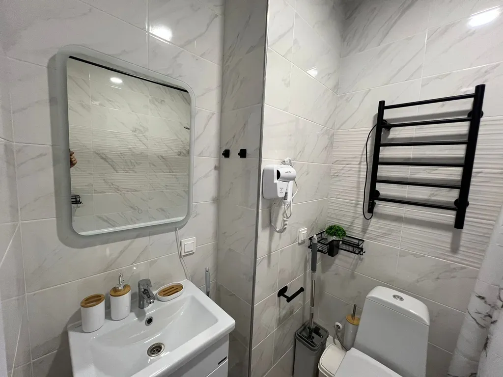 338 Cтудия с бассейном на 4 человека