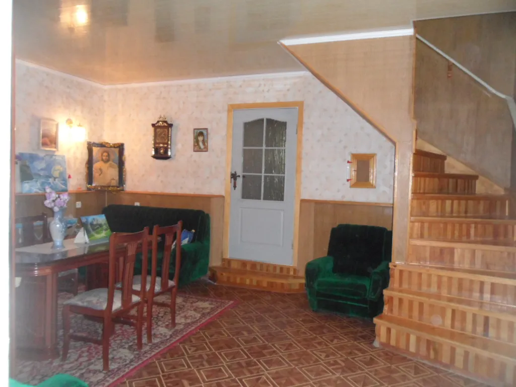 Трёхкомнатный номер в пяти минутах от моря