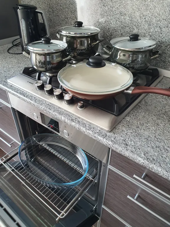 Двухкомнатная уютная квартира рядом с Ледовым и Спортивной ареной