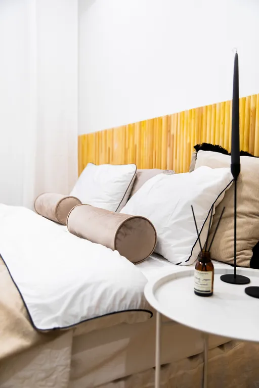 Стильная двухкомнатная квартира у моря