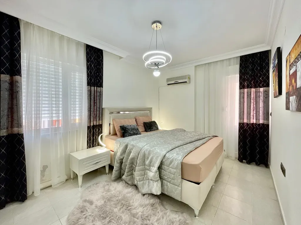 Роскошная квартира 2+1 на берегу средиземного  моря