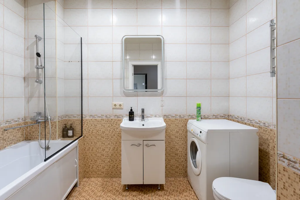 Евро девушка в Красном ките