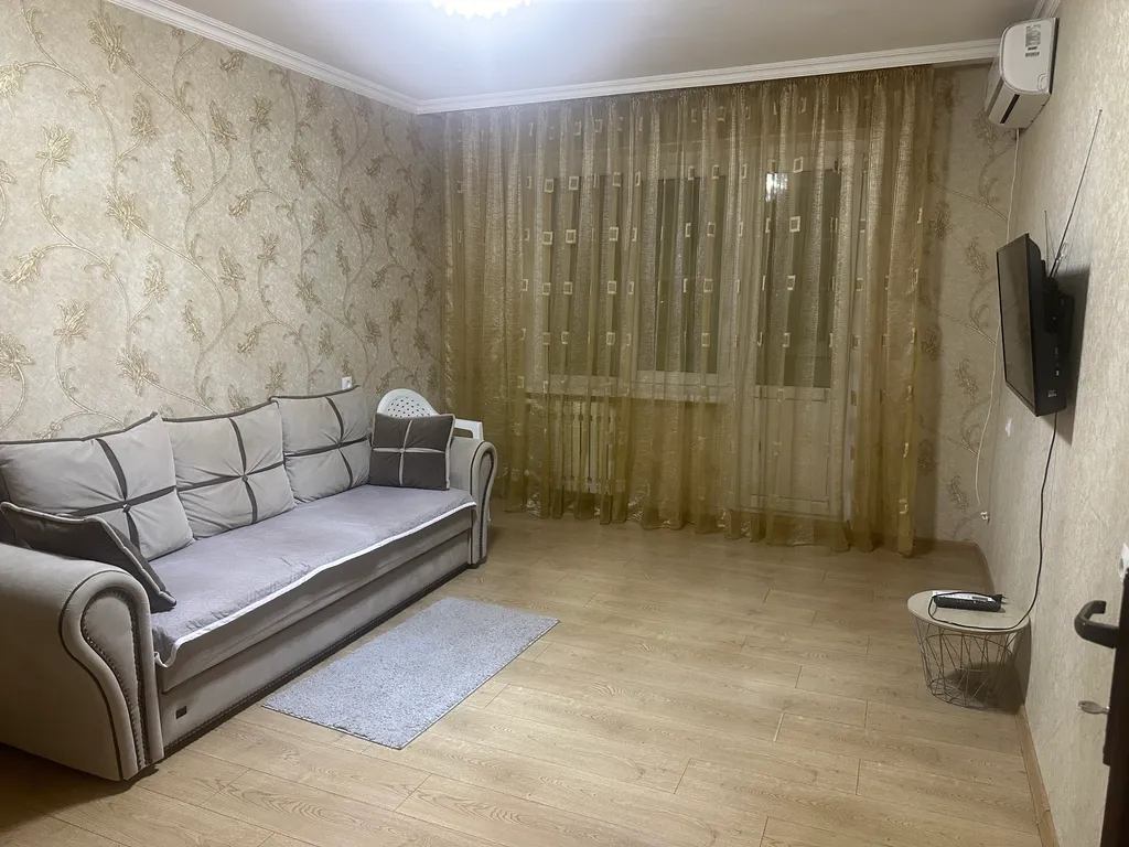 Чистая и уютная квартира с видом на горы