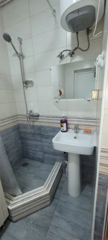 Апартамент-студия в центре лазаревского