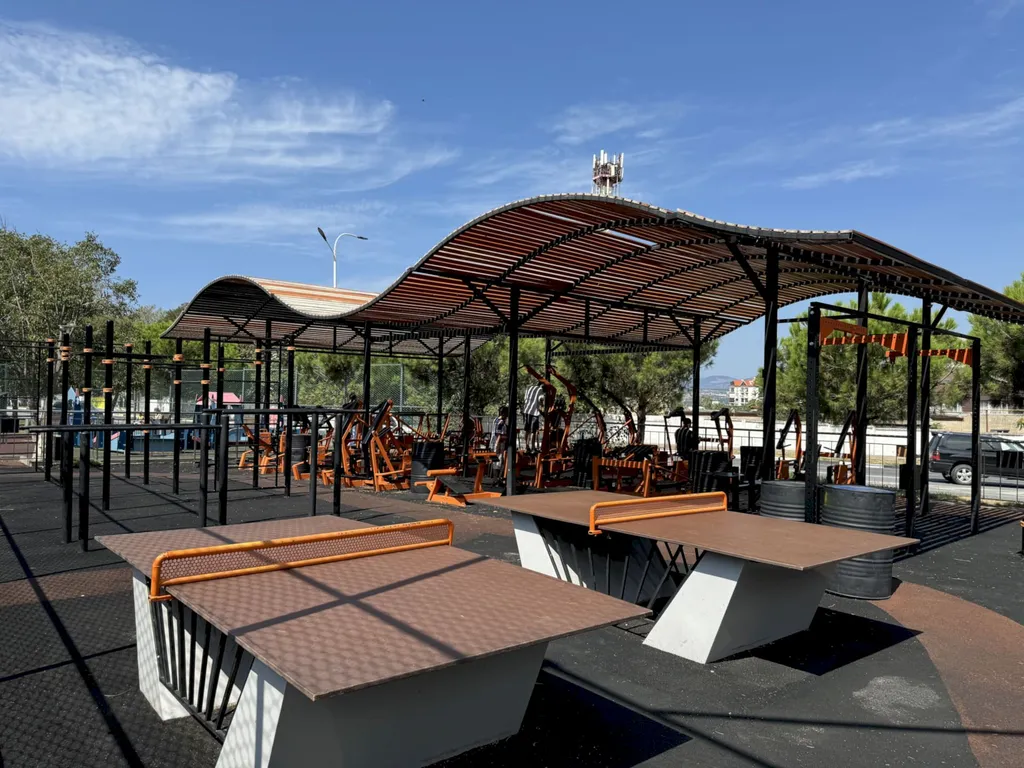 Квартира Квартира с видом на море и горы в 15 минутах до пляжа — Геленджик