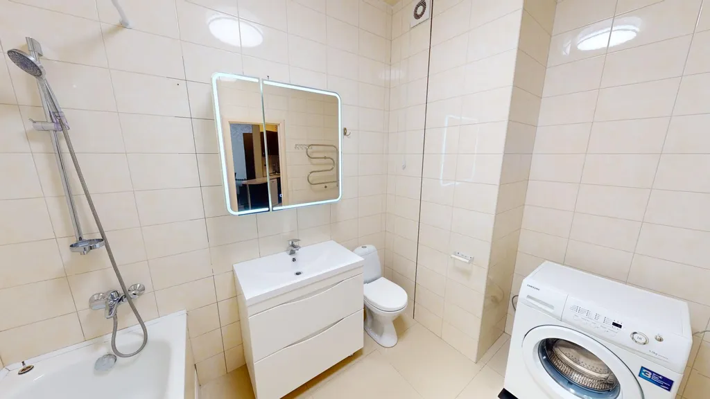 Уютная просторная квартира с видом на морпорт