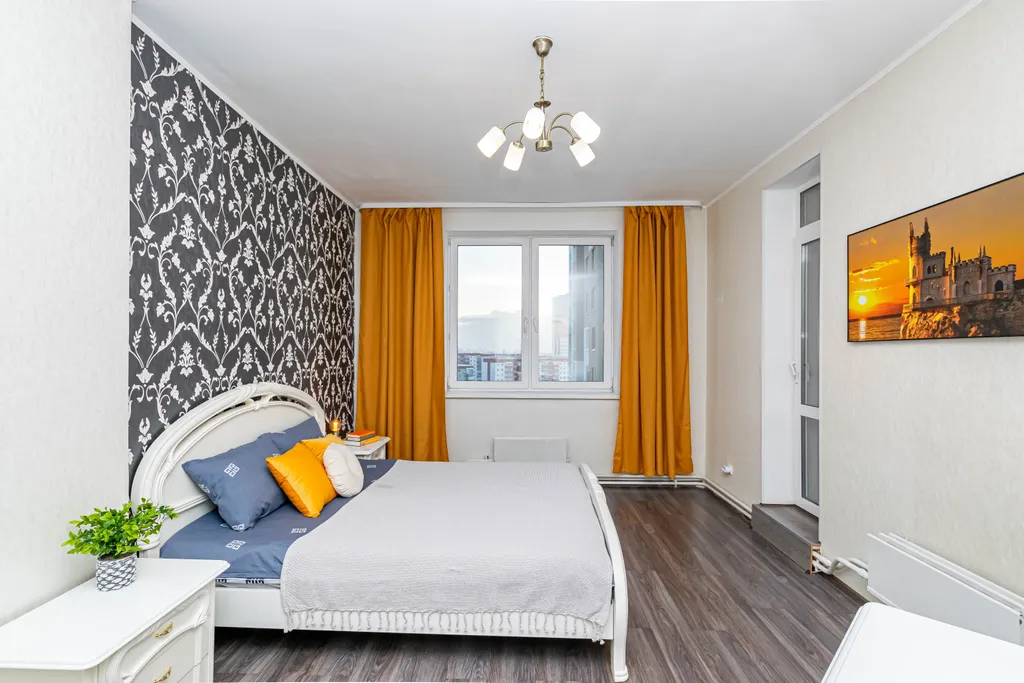 Уютная двухкомнатная квартира у Планеты — аренда посуточно в Пермь