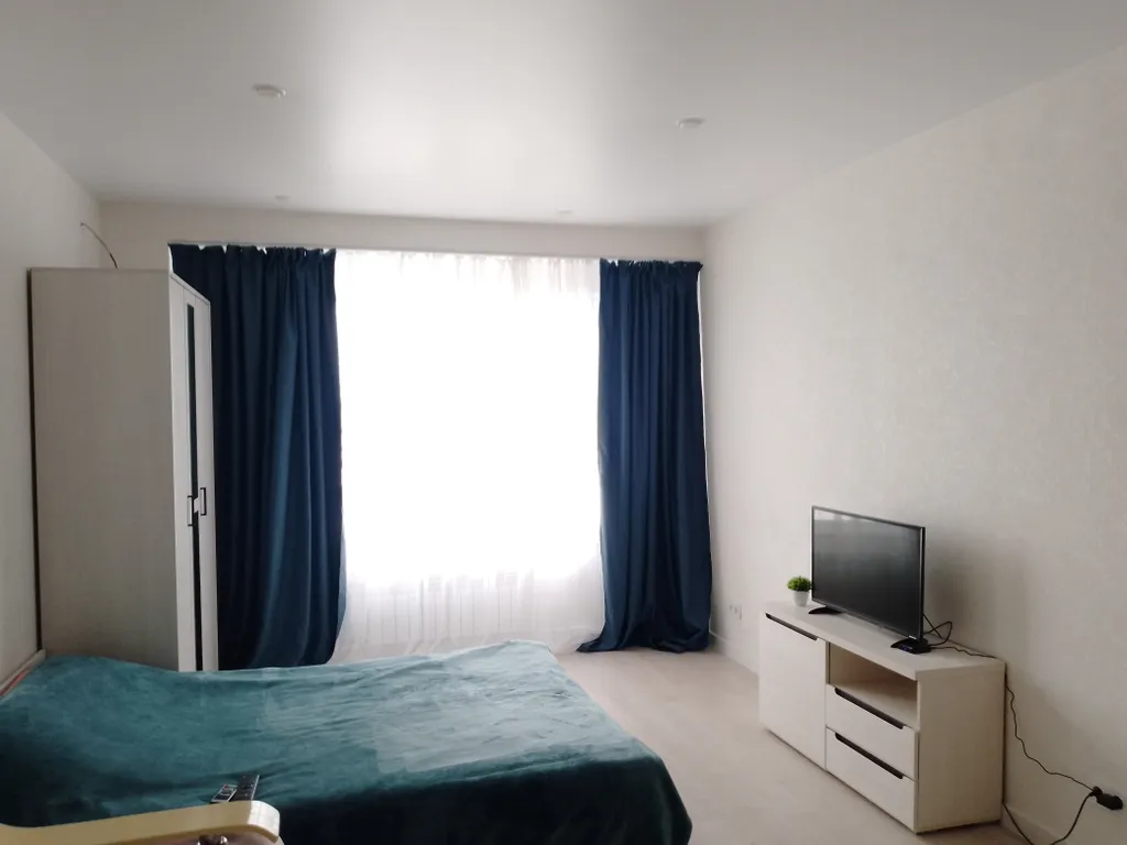 Уютная квартира студия в новом доме. Удобный заезд с трассы М5.