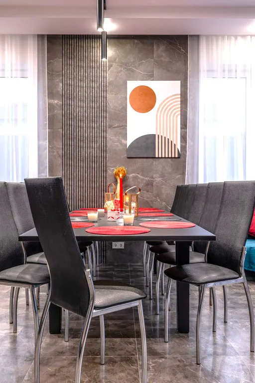 Частный дом с Бассейном