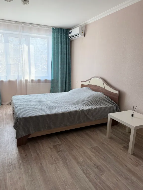 Уютная квартира — аренда посуточно в Курчатов