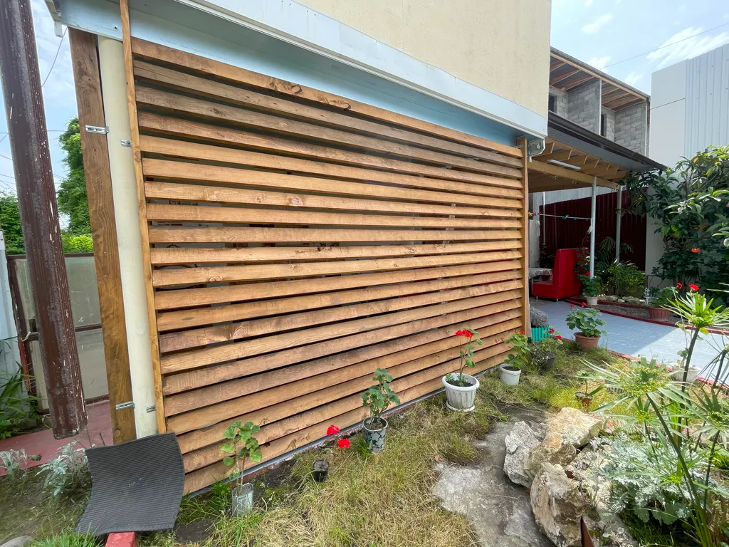 Комната под ключ на первом этаже с кондиционером