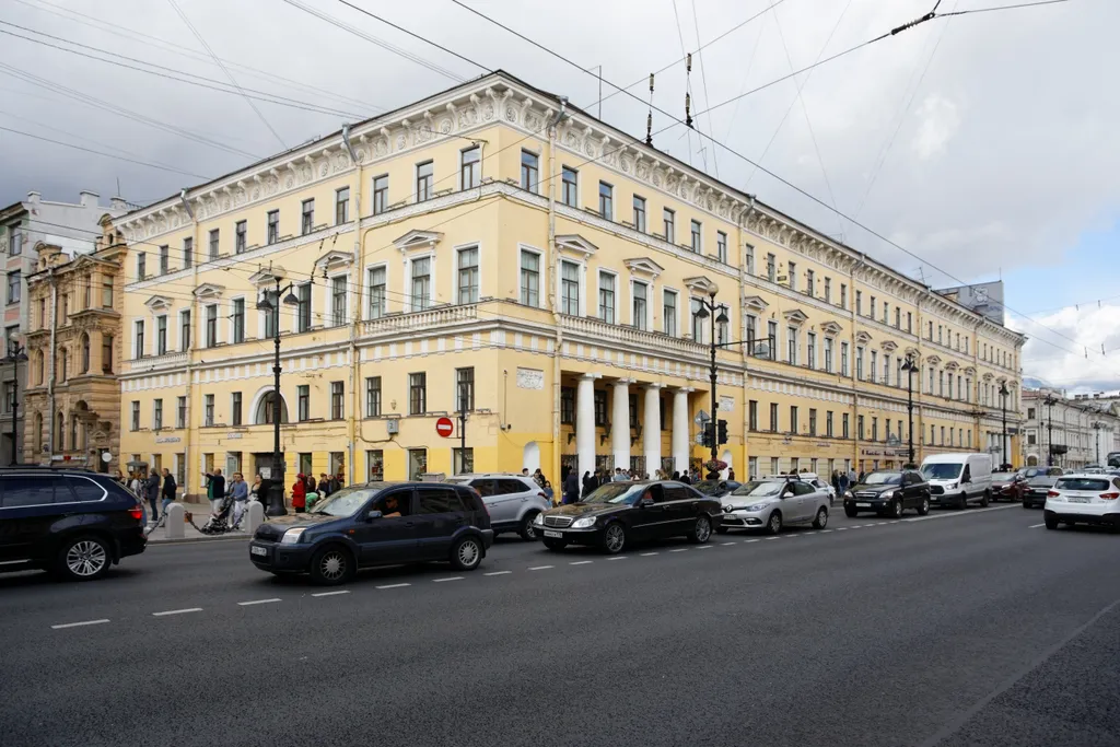 Квартира Обновлённая роскошная квартира в центре — Санкт-Петербург