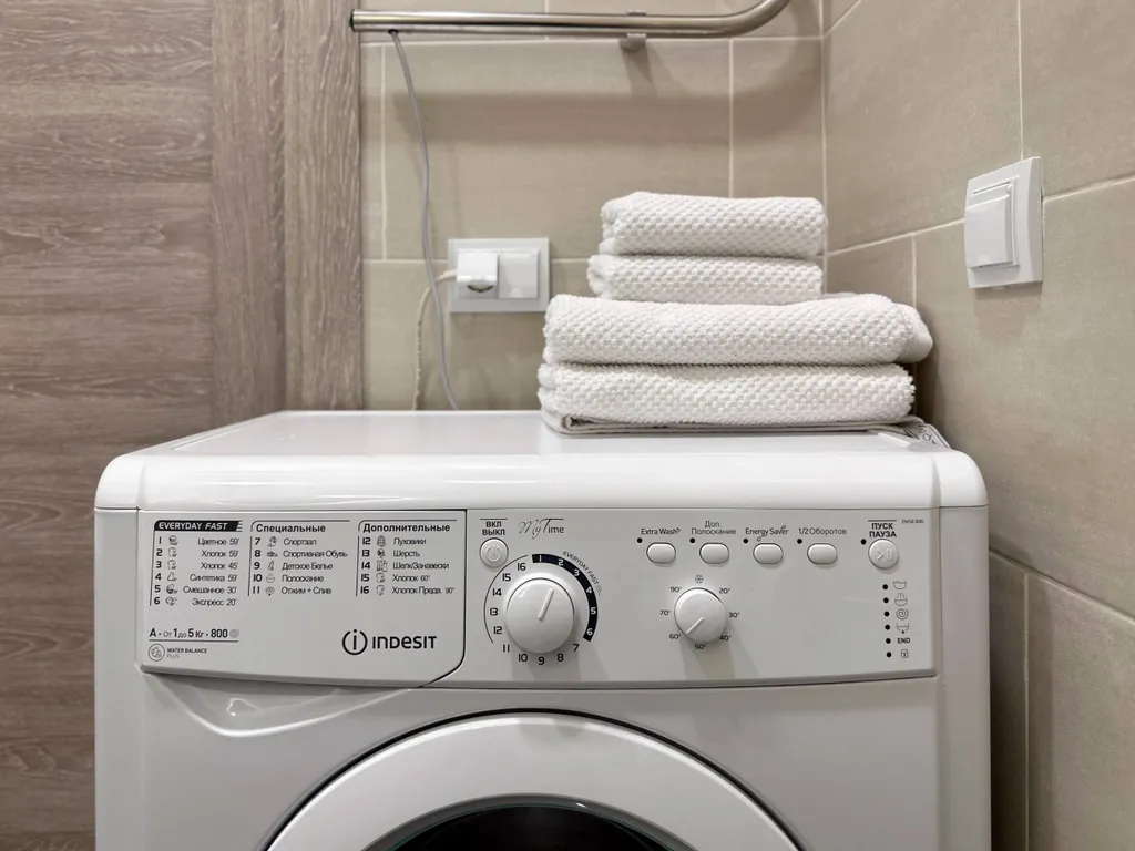 Стильная квартира в доме у озера