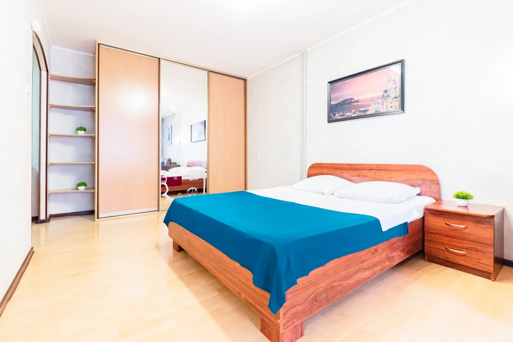 Квартира рядом с Лагерным садом