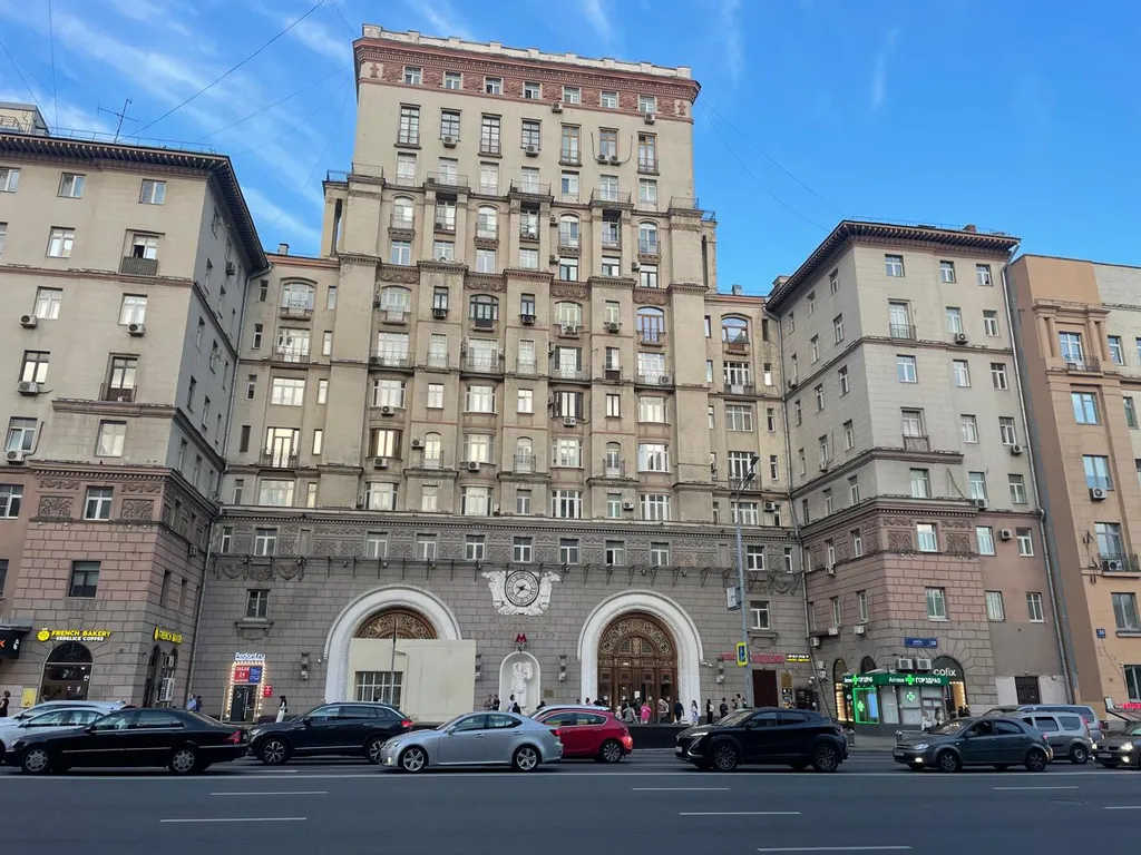 Квартира Стильная квартира-студия в здании метро Проспект Мира — Москва