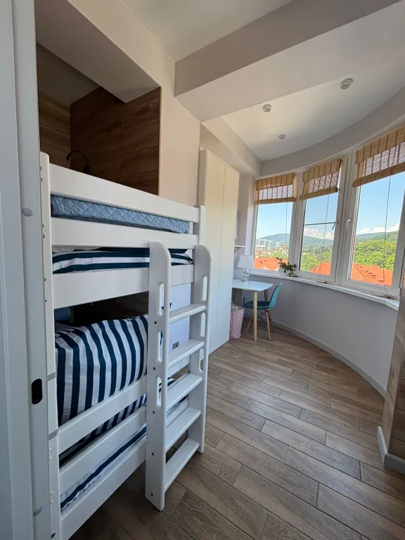 Квартира Двухкомнатная квартира с дизайнерским ремонтом — Адлер