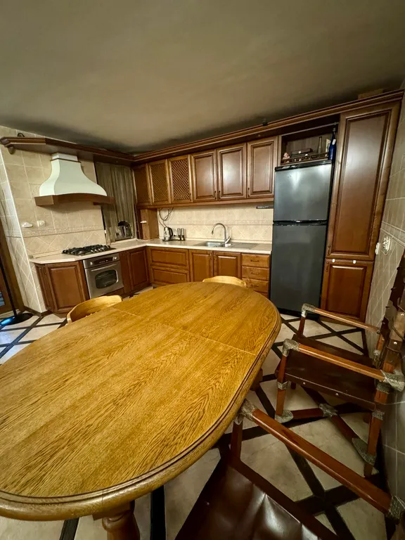 Двухуровневая квартира в центре города