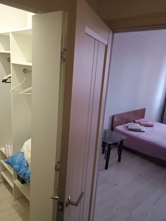 Уютная квартира с видом на лес с удобной кроватью