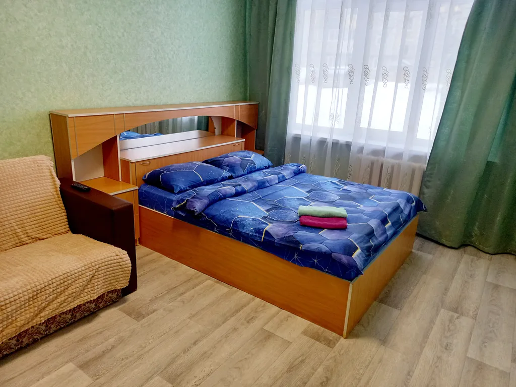 Двухкомнатная квартира на Коммунистической