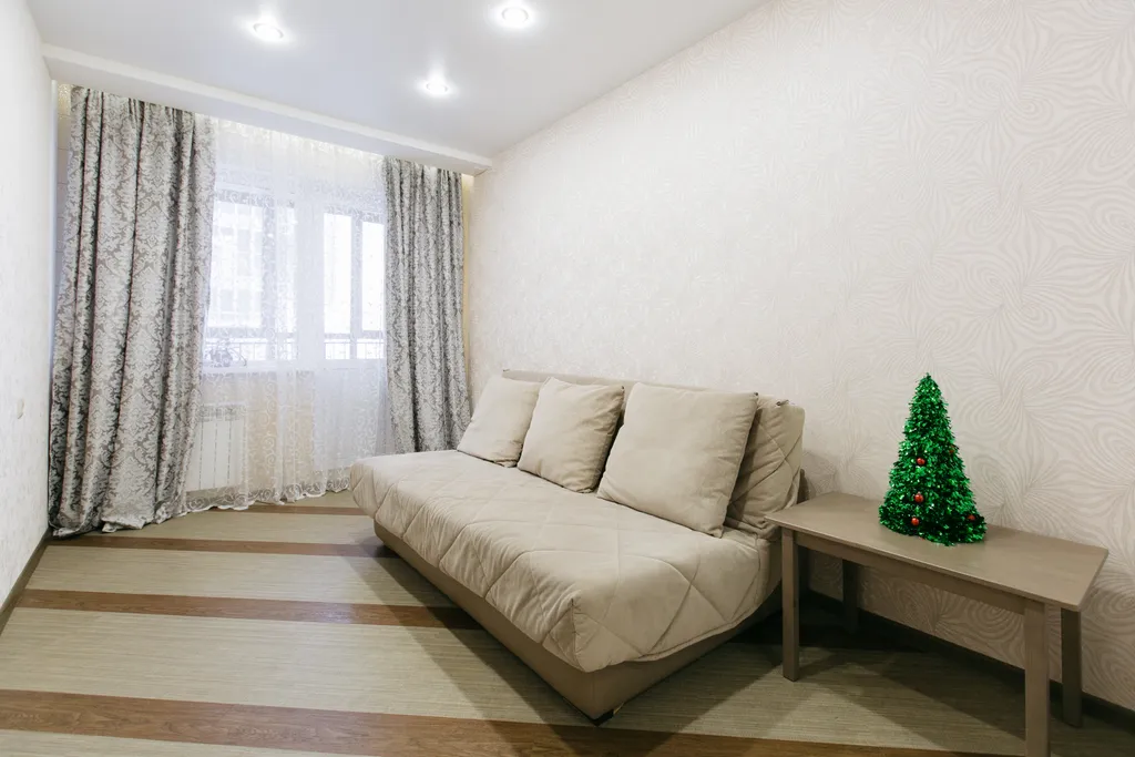 Двухкомнатная квартира-студия возле метро "Маршала Покрышкина"