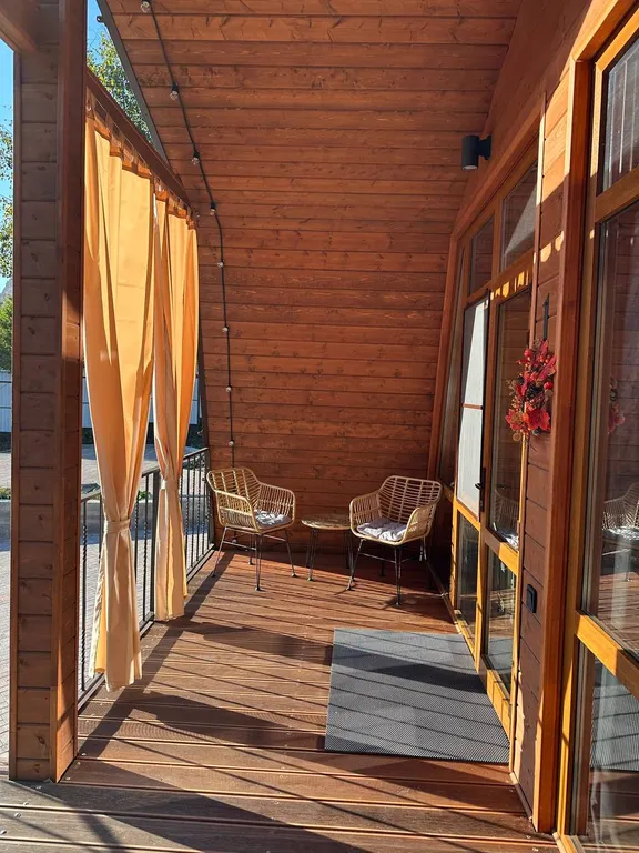 Коттедж Коттедж Уютное шале с 1 спальней + гостиная с кухней и ванной комнатой — Мезмай