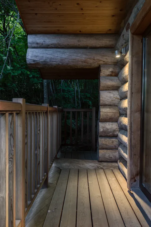 Уютный деревянный эко-дом