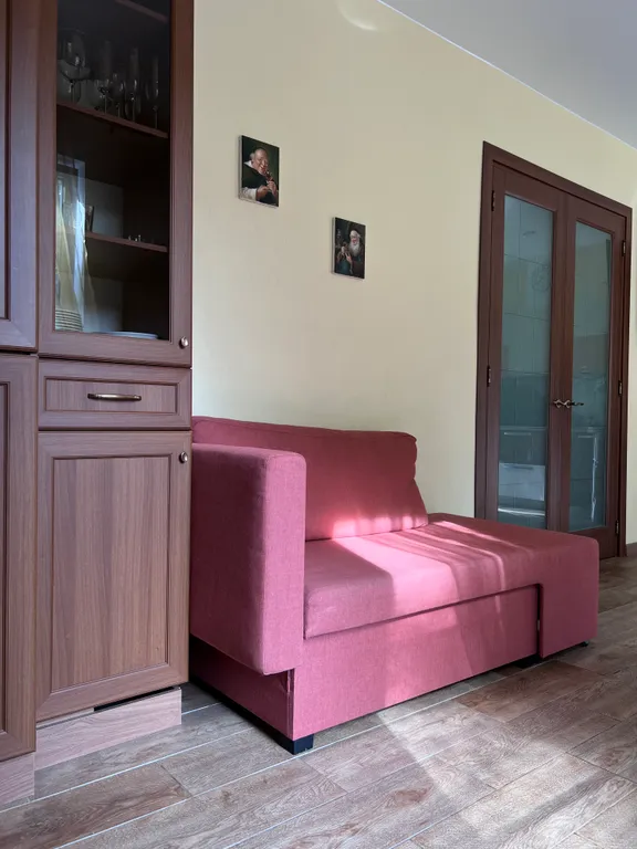 Коттедж с дровяной баней на берегу озера