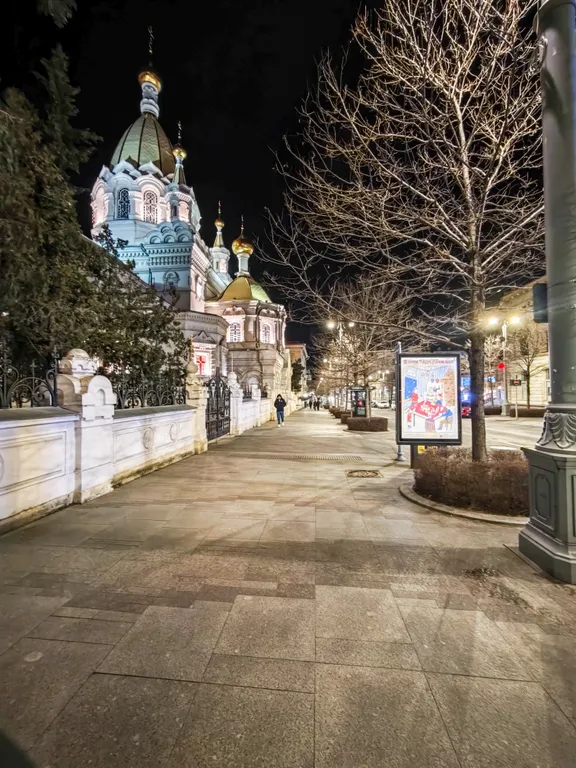 Квартира Квартира Счастье жить в Севастополе в самом центре с видом на Покровский собор — Севастополь