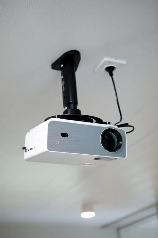 Стильный дом с ванной, горячим чаном и сауной