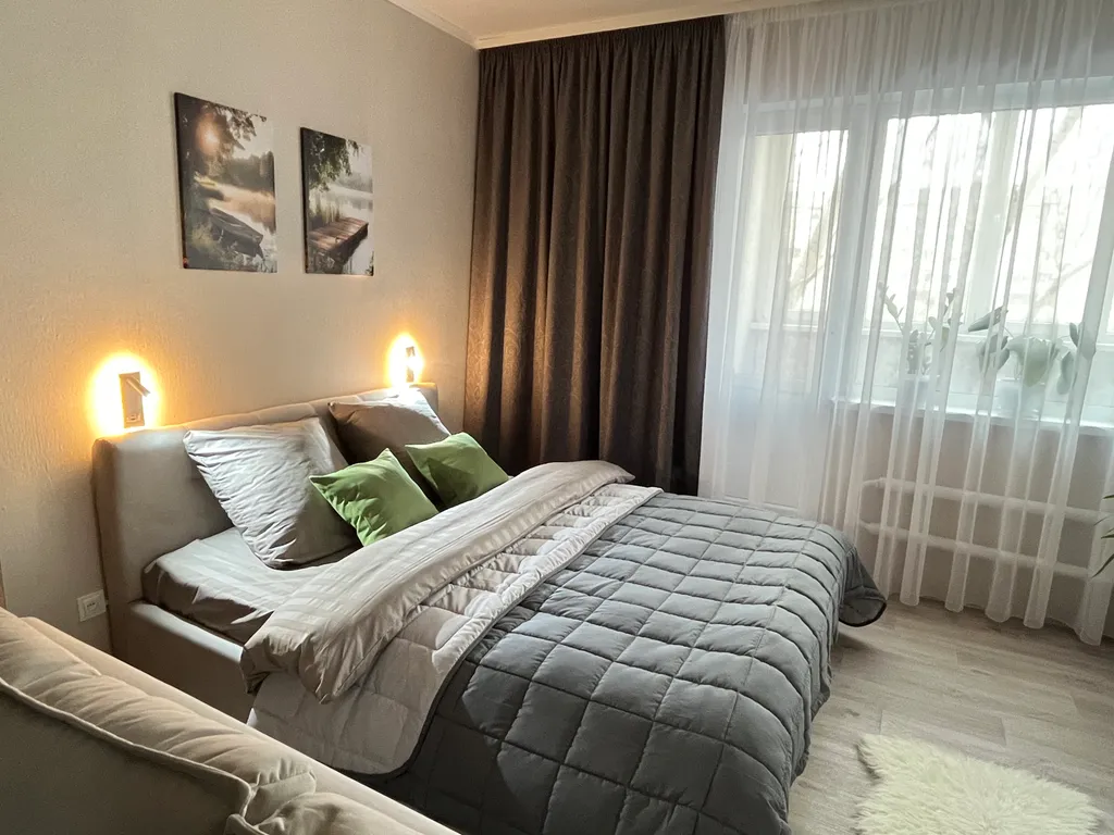 Квартира со свежим ремонтом и мебелью