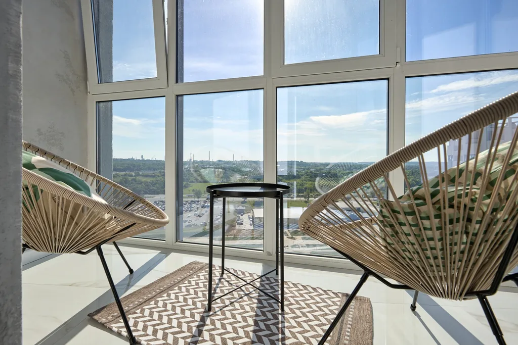 Современная квартира на одном из верхних этажей