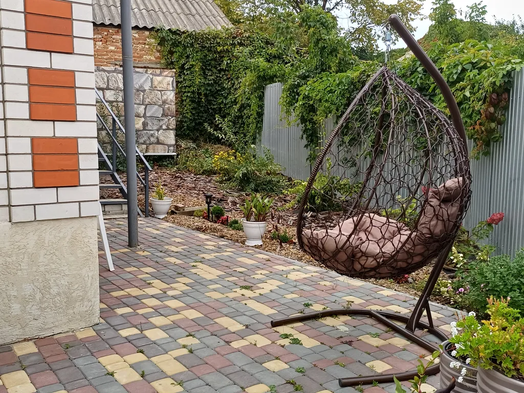 Уютный двухэтажный дом в центре города( 2 этаж)