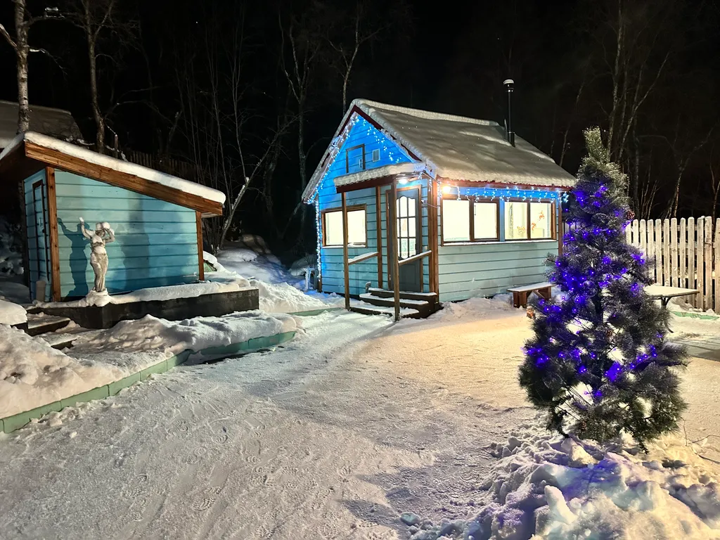 Коттедж с видом на Кольский залив