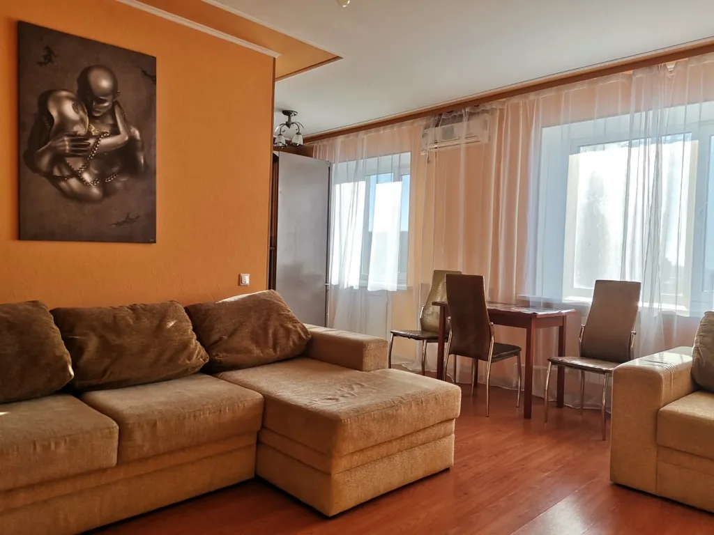 Удобная большая квартира — аренда посуточно в Хабаровск