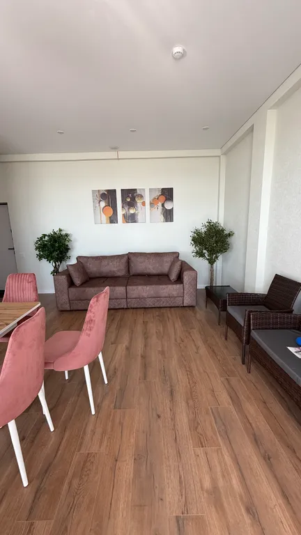 Танхаус у моря, семейный апартамент