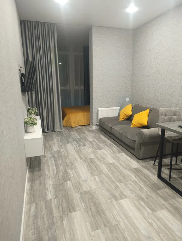 Квартира Новенькая студия с шикарным видом с панорамного окна на 20м этаже — аренда посуточно в Краснодар