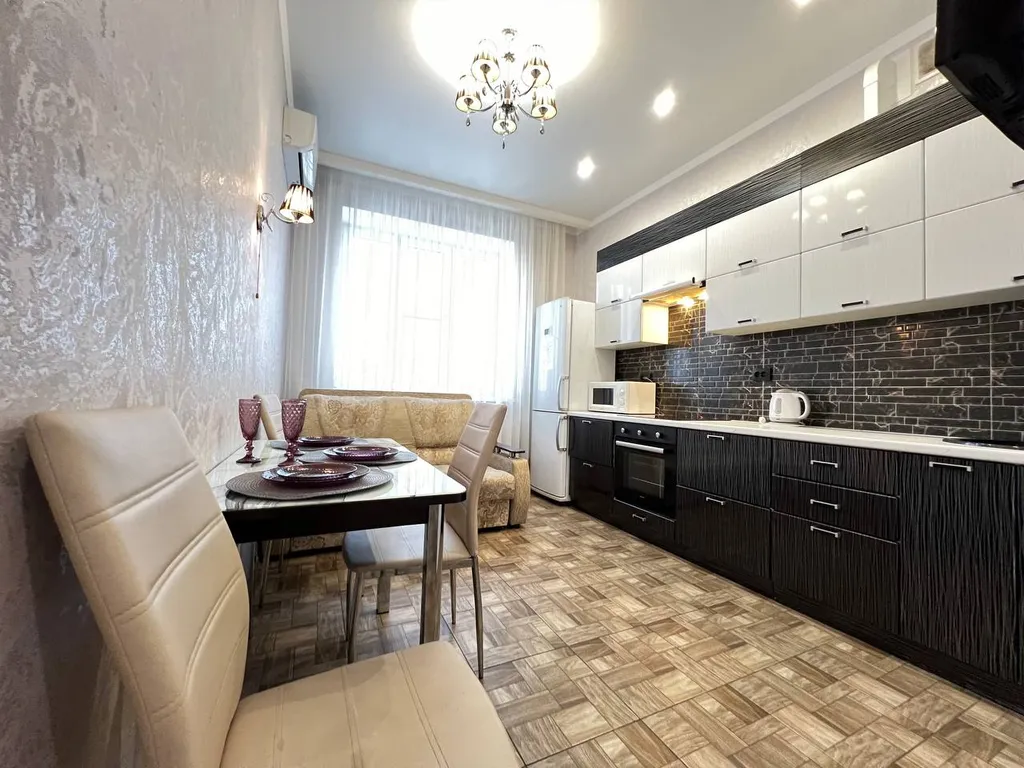 Двухкомнатная в центре в новом доме