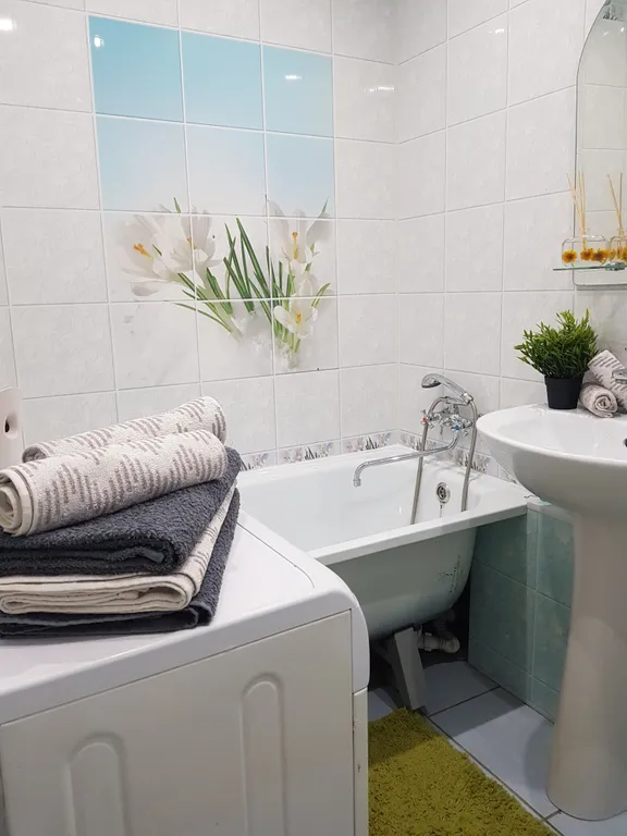 Квартира возле проходной УВЗ и стадиона Спутник